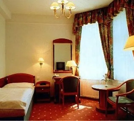 Jadran Hotel 3*